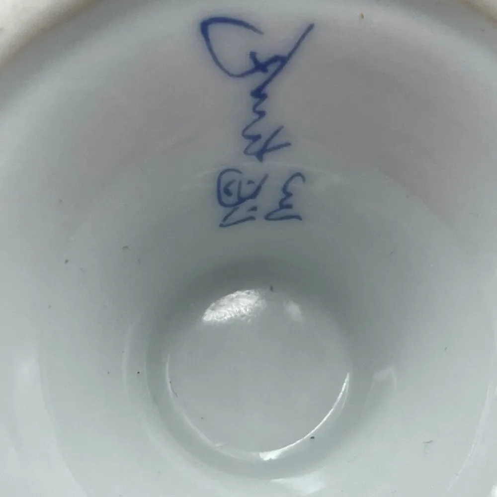 2 Gen-emon kJapan Orange & Blue Porcelain Bowls Signed 4